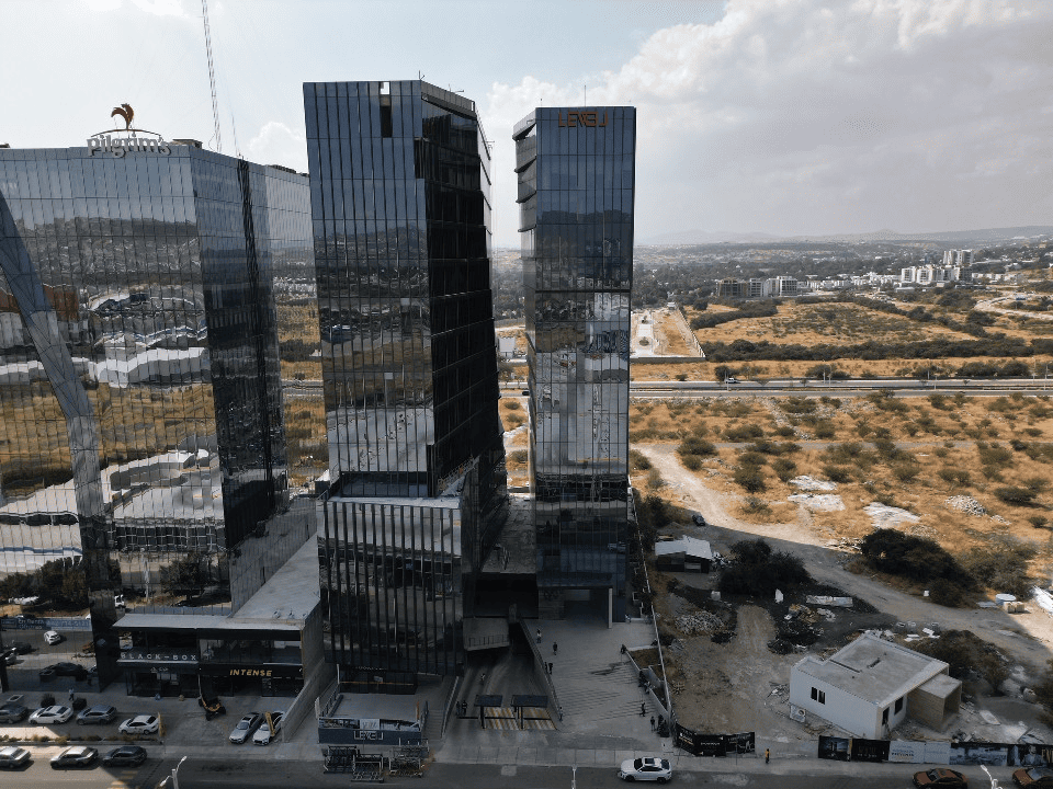 ¿Por qué cada vez más inversionistas apuestan por inmuebles corporativos? LEVEL_Corporativos